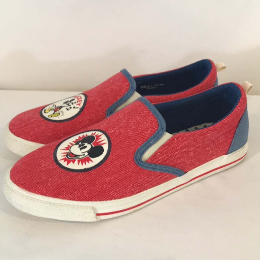 NEW Mickey Mouse Slip On Shoes Women’s 8 Men’s 6